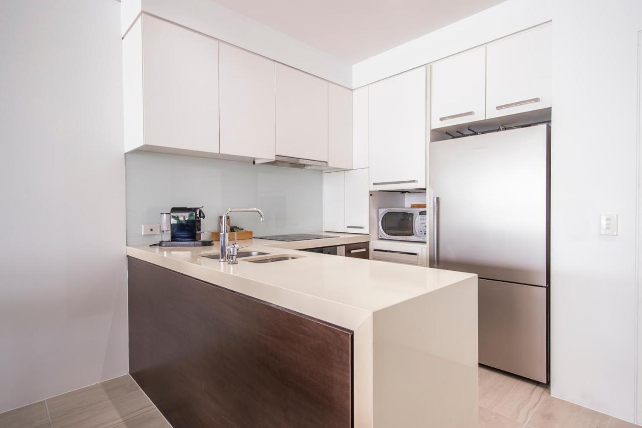Cairns Waterfront Luxury At Harbourlights Apartment Exterior photo